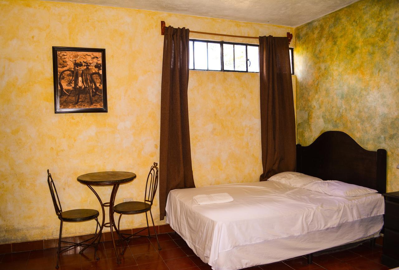 Hotel Don Pedro Antigua Room photo